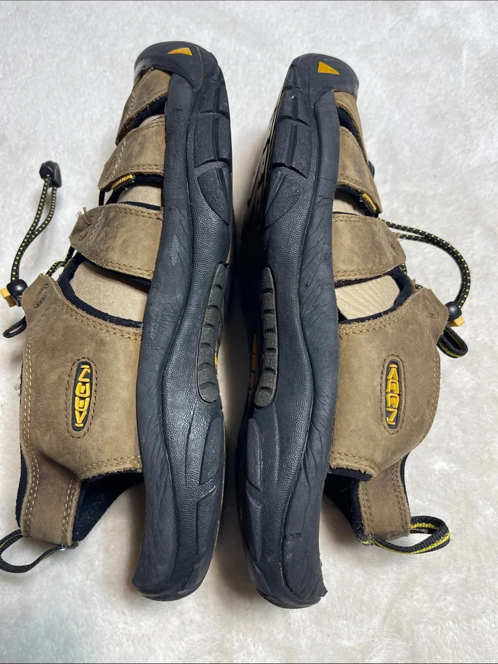 Keen Brown and Black Men's Newport Fisherman Sandals Size 11